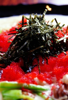海苔生鱼肉图片