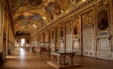 巴黎卢浮宫美术馆大厅图片