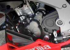 Aprilia RS4 红色图片
