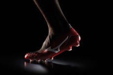 顶级足球鞋广告图片