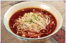 红汤冒金针菇图片